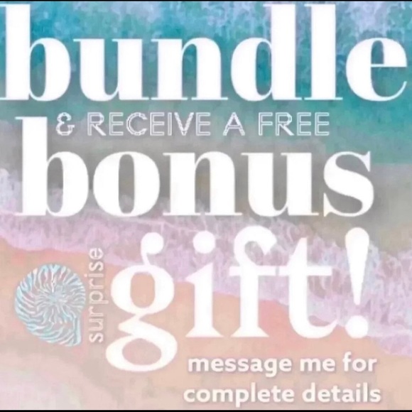 (2) RARE White Carrier Seashells Collector Shells Coastal Nautical Beach Decor - Picture 4 of 17